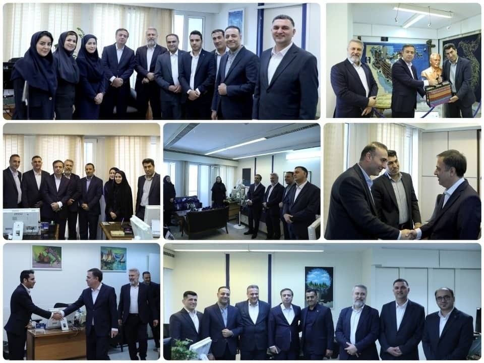 دیدار سرپرست بانک صادرات ایران با کارکنان روابط‌عمومی به مناسبت روز ارتباطات