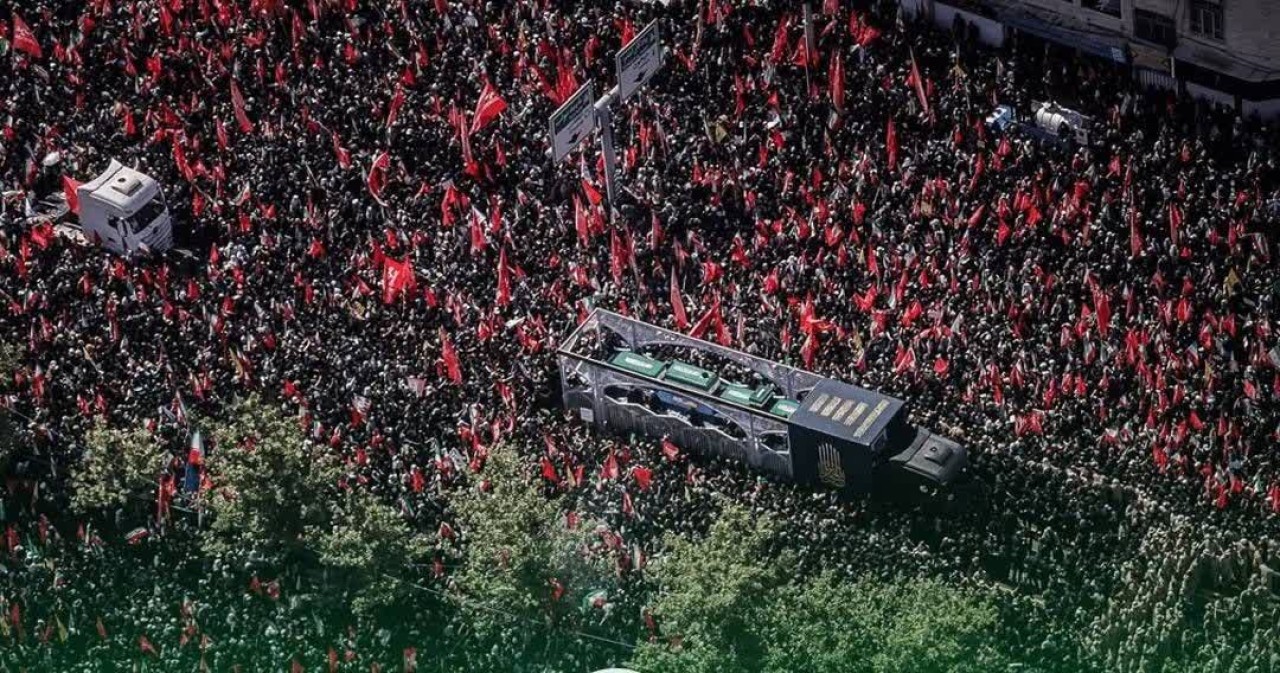 پیام تقدیر مدیرعامل بیمه البرز از حضور پرشور و تلاش مخلصانه همکاران در آئین وداع و تشییع رهبر شهید انقلاب