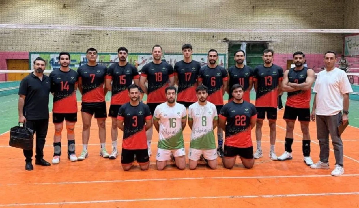 فولاد غدیر نی‌ریز به جمع 4 تیم برتر سوپرلیگ والیبال فارس رسید